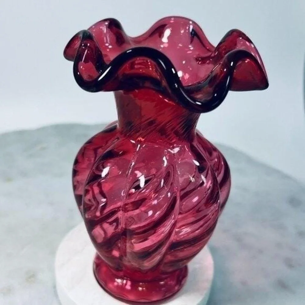 Vtg Fenton Vase Hand Blown Country Cranberry Red Glass Ruffled Optic Swirl Gift